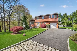 300 Chestnut Ct, Yorktown Heights, NY 10598 - Photo 3