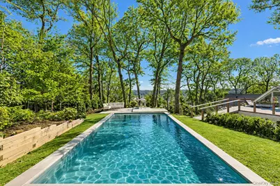 33 Peters Path, East Hampton, NY 11937 - Photo 17