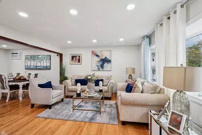 374 Miller Avenue, Freeport, NY 11520 - Photo 5