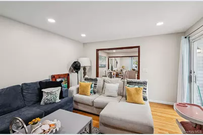 374 Miller Avenue, Freeport, NY 11520 - Photo 11