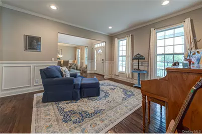 4 Indianwood Court, Wading River, NY 11792 - Photo 9