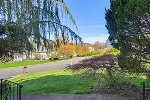 31 Dunnigan Dr, Pomona, NY 10970 - Photo 5