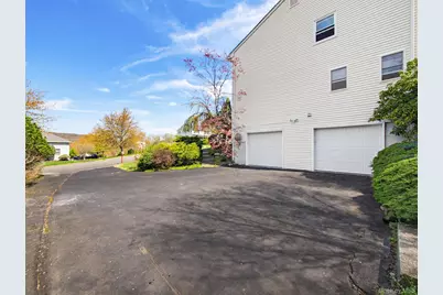 31 Dunnigan Drive, Pomona, NY 10970 - Photo 3
