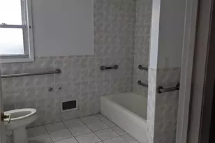143-47 228th St, Springfield Gardens, NY 11413 - Photo 5