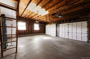 23 Whitney Gate, Smithtown, NY 11787 - Photo 45
