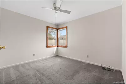 51 Audrey Avenue, Plainview, NY 11803 - Photo 11