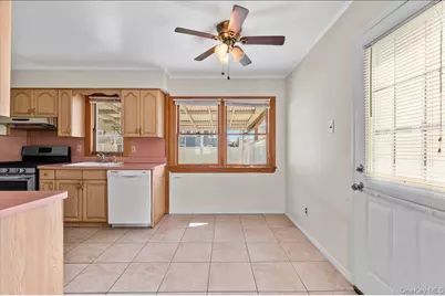 51 Audrey Avenue, Plainview, NY 11803 - Photo 7