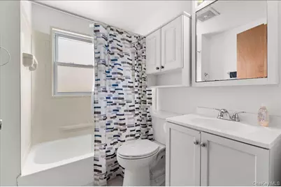 51 Audrey Avenue, Plainview, NY 11803 - Photo 15