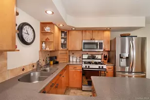 53 Mohican Park Ave, Dobbs Ferry, NY 10522 - Photo 11