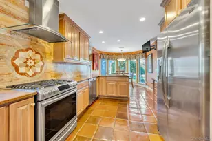 12 Kristin Ln, Hauppauge, NY 11788 - Photo 17