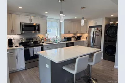 12 Carlton Drive, Massapequa, NY 11758 - Photo 5