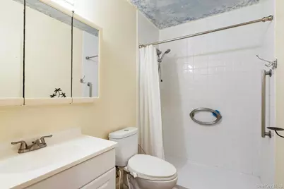 210 Springmeadow Drive #J, Holbrook, NY 11741 - Photo 21