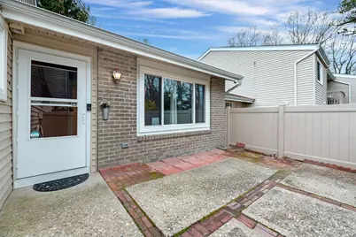 210 Springmeadow Drive #J, Holbrook, NY 11741 - Photo 3