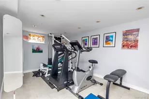 7-16 160th St, Whitestone, NY 11357 - Photo 11