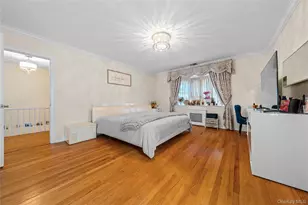 82-10 215th St, Hollis, NY 11427 - Photo 13