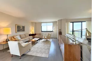 270-10 Grand Central Pkwy, Floral Park, NY 11005 - Photo 7