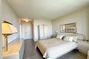 270-10 Grand Central Pkwy, Floral Park, NY 11005 - Photo 21