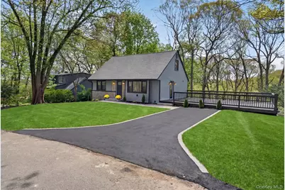33 Tuscarora Drive, Centerport, NY 11721 - Photo 1