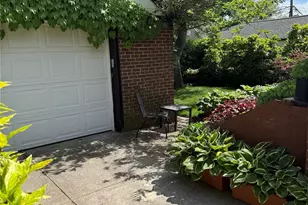 160 Albermarle Ave, Valley Stream, NY 11580 - Photo 19