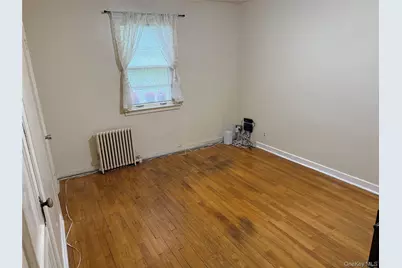 160 Albermarle Avenue, Valley Stream, NY 11580 - Photo 11