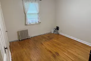 160 Albermarle Ave, Valley Stream, NY 11580 - Photo 11