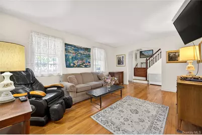 160 Albermarle Avenue, Valley Stream, NY 11580 - Photo 3