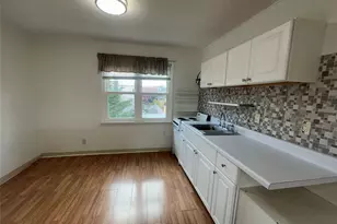 151-26 20th Ave, Whitestone, NY 11357 - Photo 17