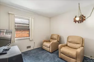 25-08 148th St, Flushing, NY 11354 - Photo 15