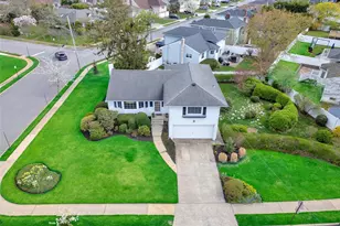 25 Lakeshore Blvd, Massapequa, NY 11758 - Photo 31