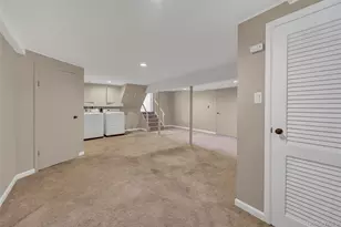 25 Lakeshore Blvd, Massapequa, NY 11758 - Photo 27