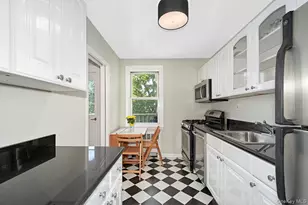 110 Lawn Terrace, Mamaroneck, NY 10543 - Photo 5