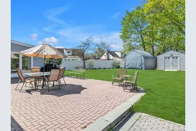 92 Elberta Drive, East Northport, NY 11731 - Photo 25