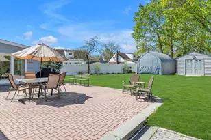 92 Elberta Dr, East Northport, NY 11731 - Photo 25