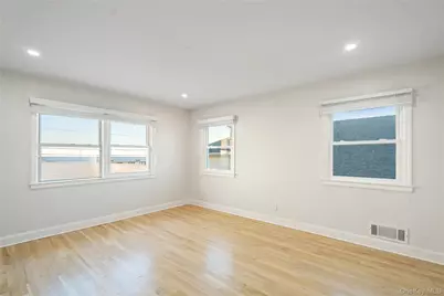 2000 Ocean Boulevard, Atlantic Beach, NY 11509 - Photo 19