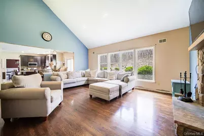 17 Long View Drive, Unionville, NY 10988 - Photo 9