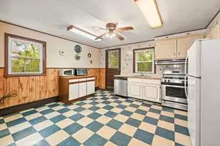 32 Chase Ave, White Plains, NY 10606 - Photo 27