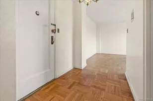 80 Knolls Crescent, Bronx, NY 10463 - Photo 13