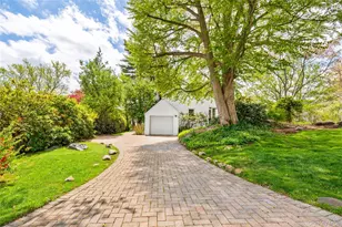 201 Clayton Rd, Scarsdale, NY 10583 - Photo 27