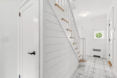 201 Clayton Road, Scarsdale, NY 10583 - Photo 5