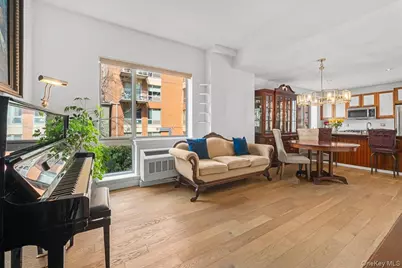 3585 Greystone Avenue #3E, Bronx, NY 10463 - Photo 1