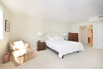 100 Harbor View Drive #241, Port Washington, NY 11050 - Photo 15
