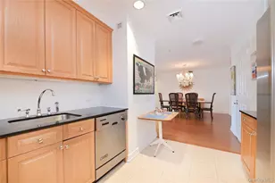 100 Harbor View Dr, Port Washington, NY 11050 - Photo 5