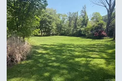 635 S Pascack Road, Chestnut Ridge, NY 10977 - Photo 27