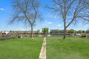 144 W Lake Dr, Lindenhurst, NY 11757 - Photo 23