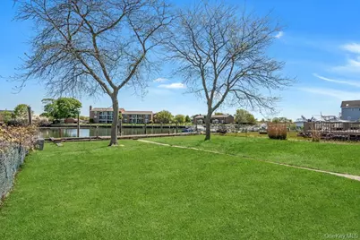 144 W Lake Drive, Lindenhurst, NY 11757 - Photo 13