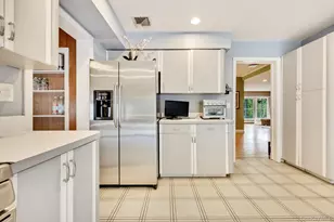 170 Ocean Ave, Woodmere, NY 11598 - Photo 11