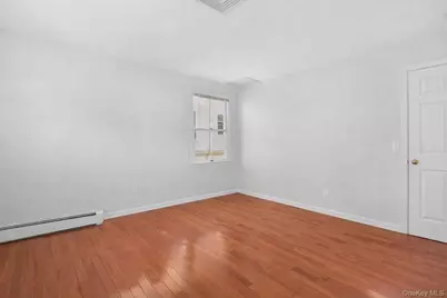 21 W Division Street, Greenwich, CT 06830 - Photo 13