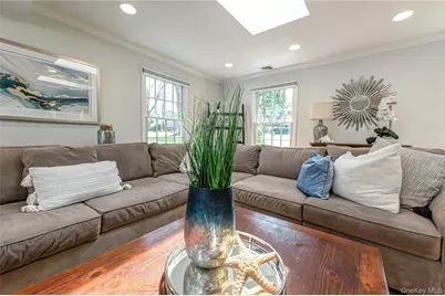 18 Pilgrim Drive, Port Jefferson, NY 11777 - Photo 19