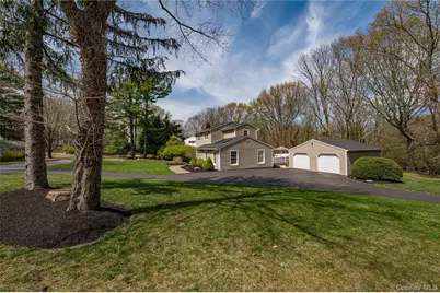 18 Pilgrim Drive, Port Jefferson, NY 11777 - Photo 3