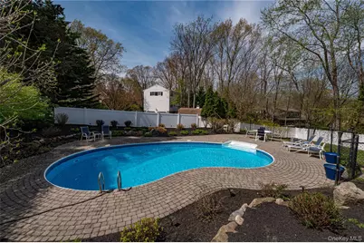 18 Pilgrim Drive, Port Jefferson, NY 11777 - Photo 39
